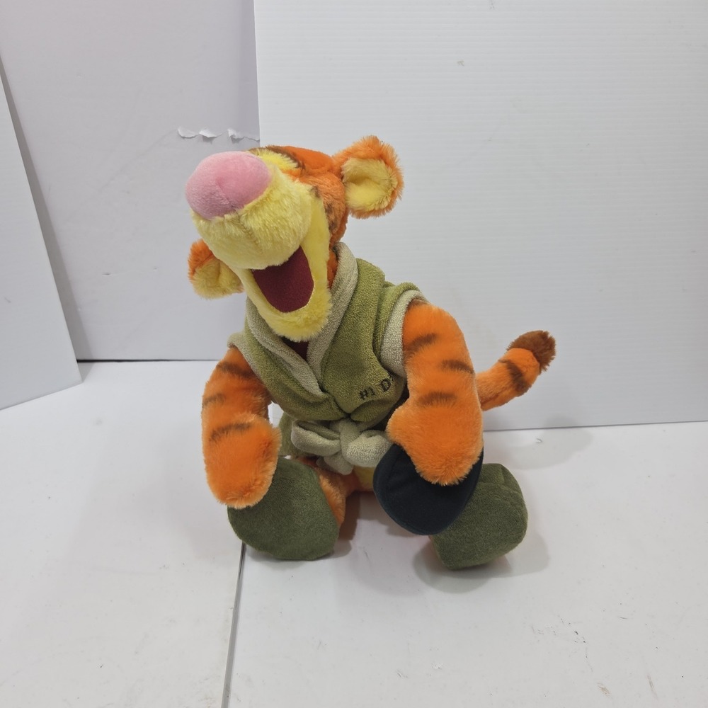 Disney Shopping Tigger #1 Dad Robe Remote Control Plush Fathers Day 12 In